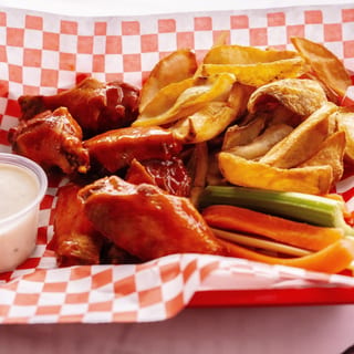 4 Piece Party Wing Combo